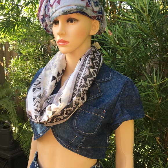 NEW TRIBAL GEO SCARF GREY - Picture 8 of 8